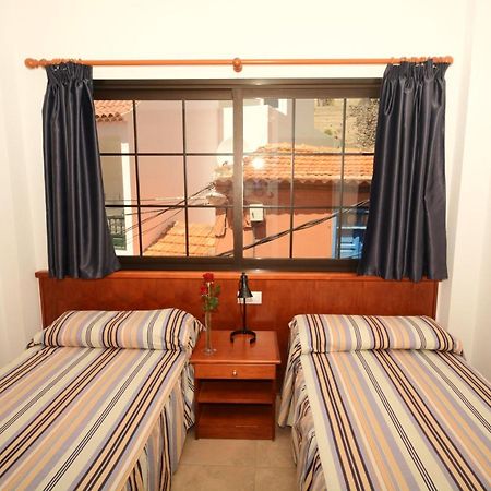 Apartamentos Andrea Calera Exterior photo